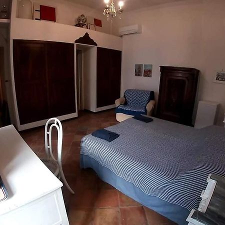 شقة Amalfi Coast Palace In مينوري المظهر الخارجي الصورة