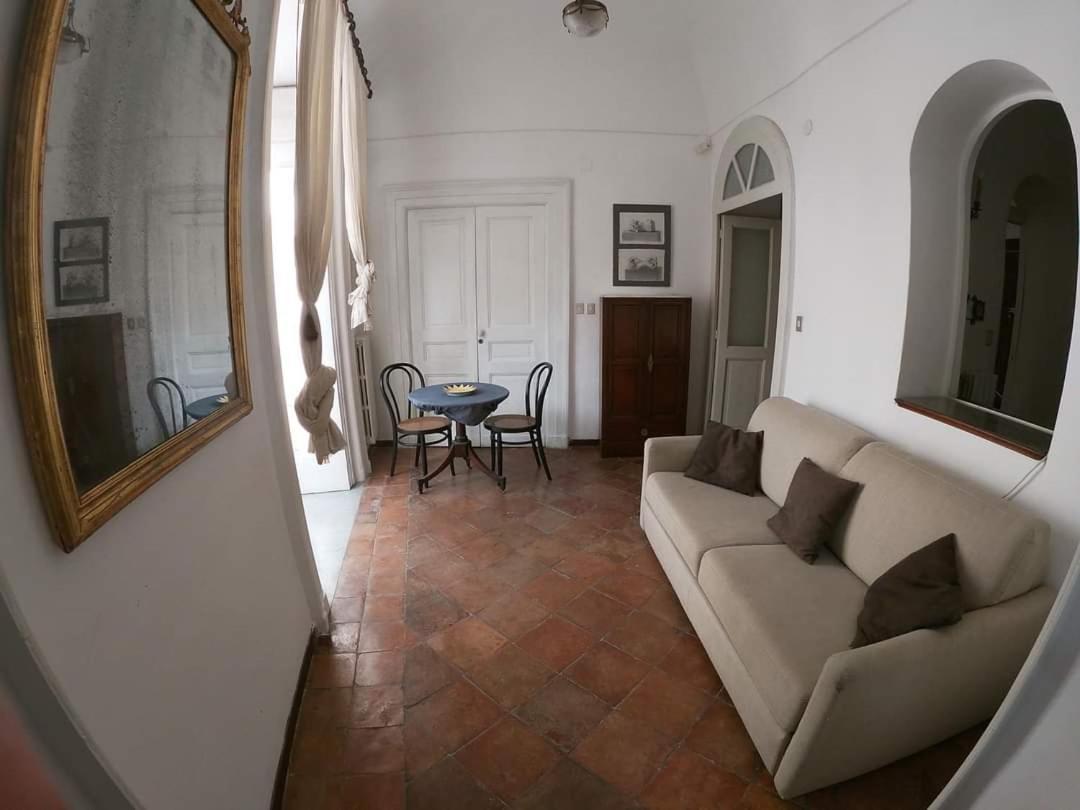 شقة Amalfi Coast Palace In مينوري المظهر الخارجي الصورة